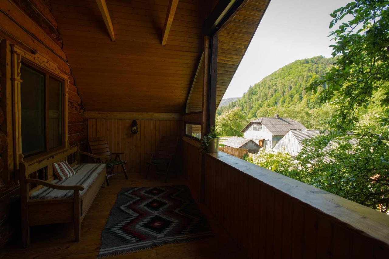 Знакова Хата Apartamento Grebenov Exterior foto